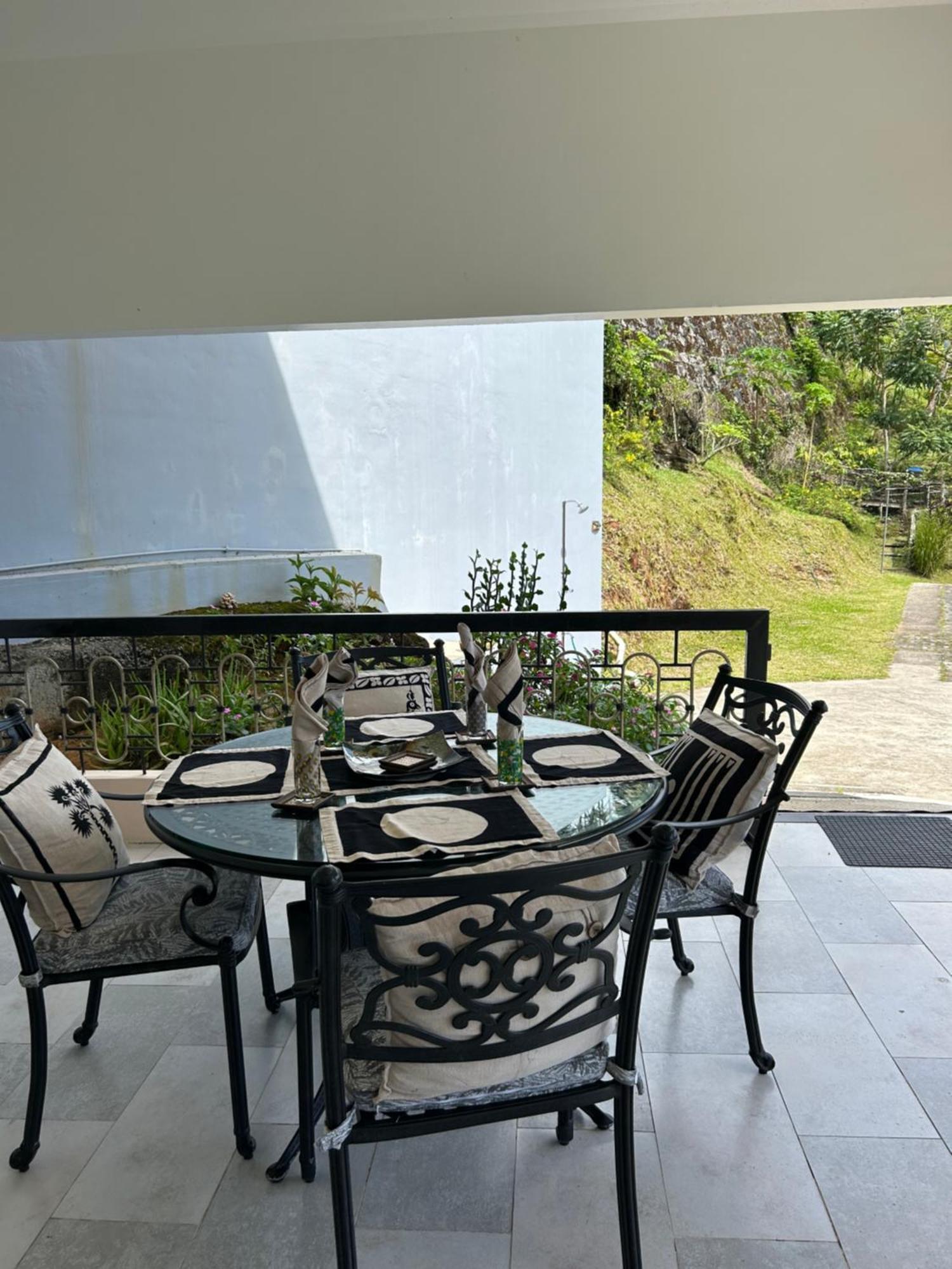 The Olive Tree Misere Exterior foto